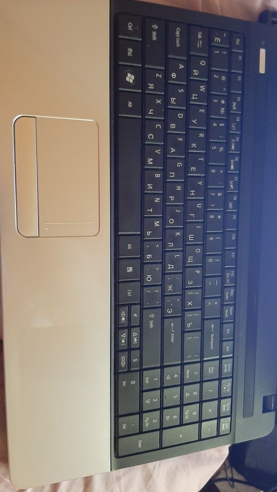 Ноутбук Acer с сумкой
