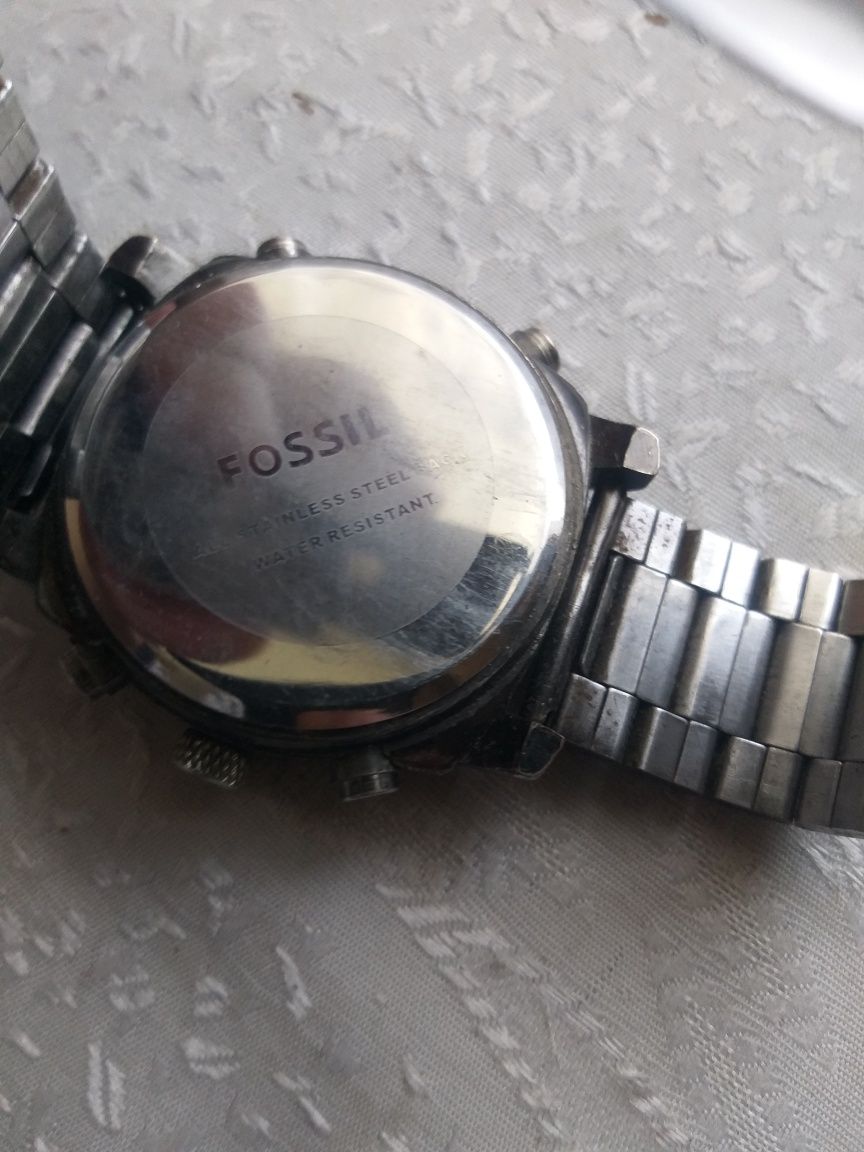 Оригінальний " Fossil" із США
