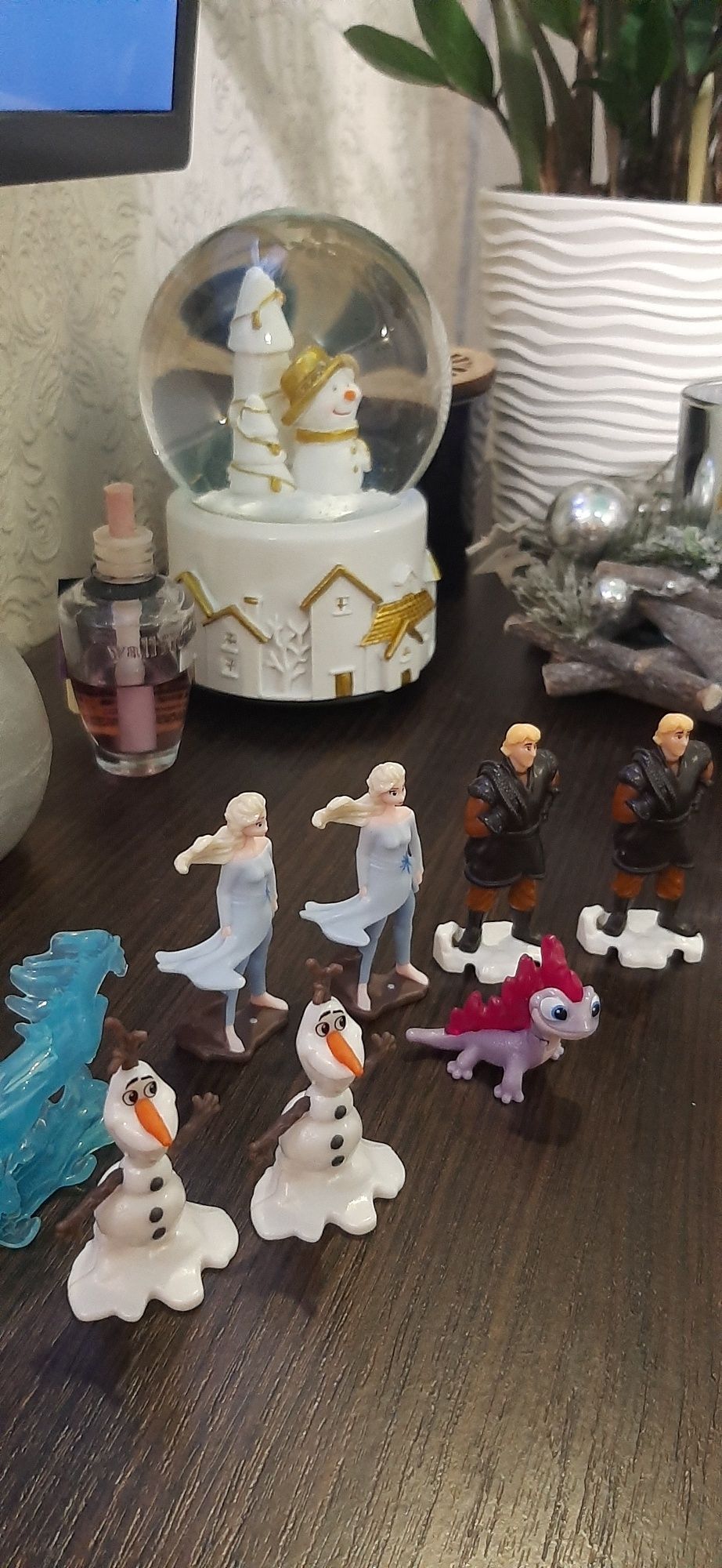 Кіндер frozen холодное сердце, Ельза , Олаф, Крістоф