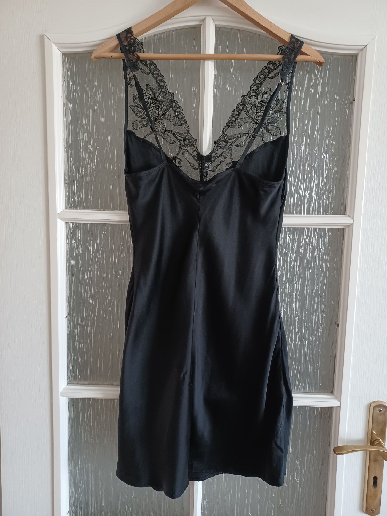 Jedwabna koszulka Intimissimi rozm. S
