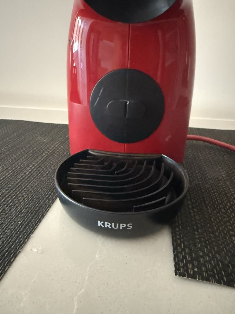 Maquina de Cafe Dolce Gusto - Krups - Como Nova