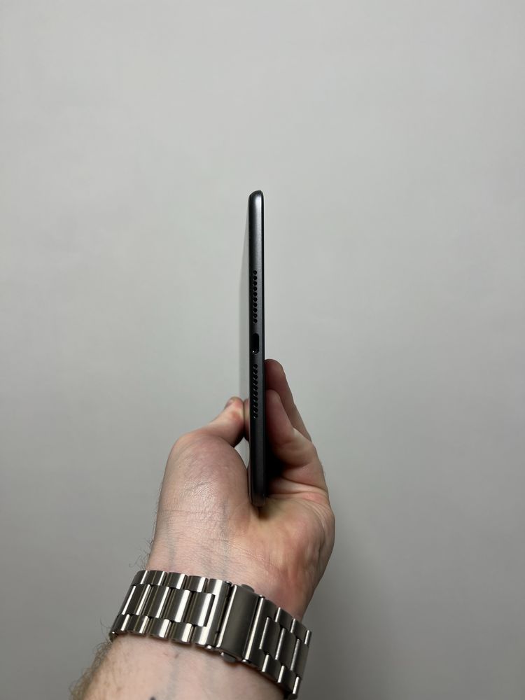 Apple Ipad mini5 2021 акб100% в идеальном состоянии Apple pencil