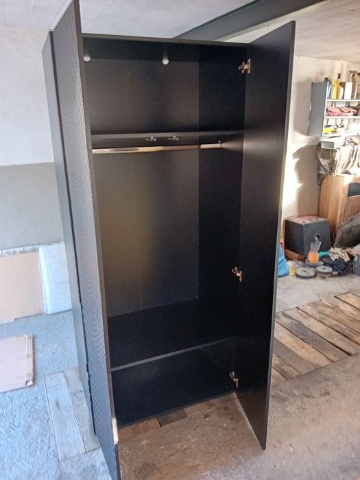 Szafa ubraniowa Pafos