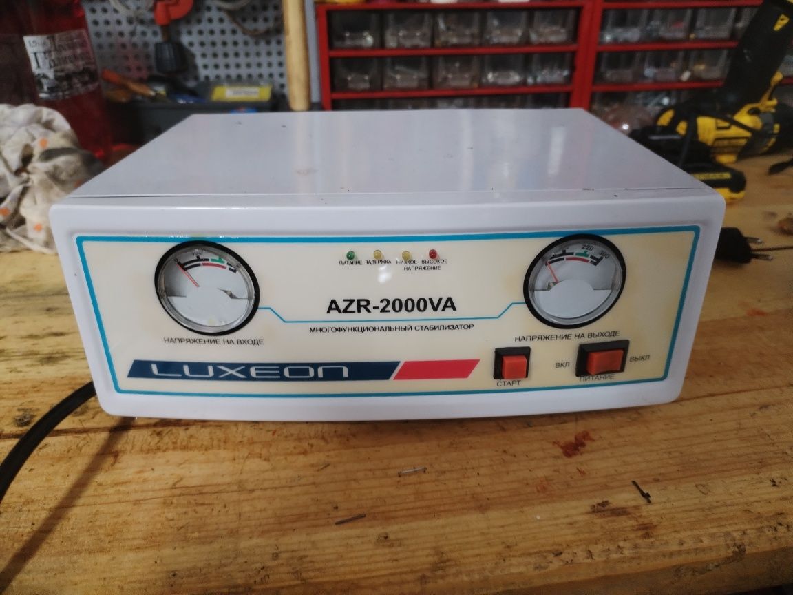 Стабілізатор AZR-2000 VA