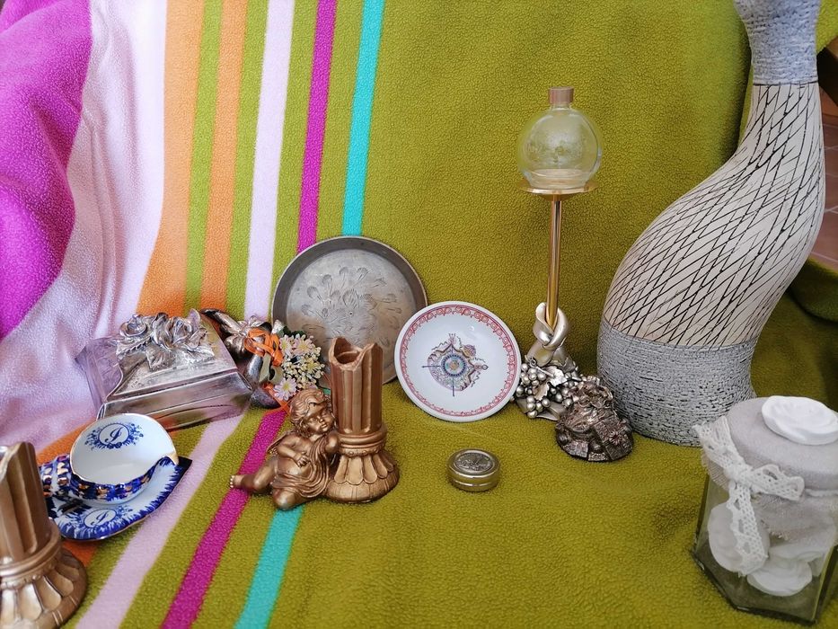 Diversas peças decoração vários estilos Cada 3€