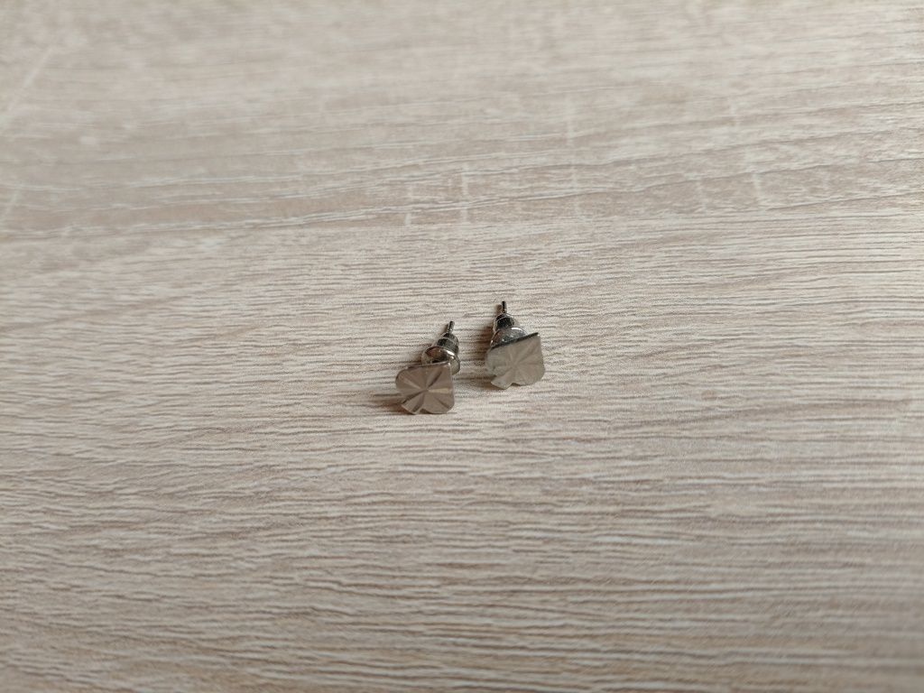 Srebrne kolczyki pik sztyft w świetnym stanie