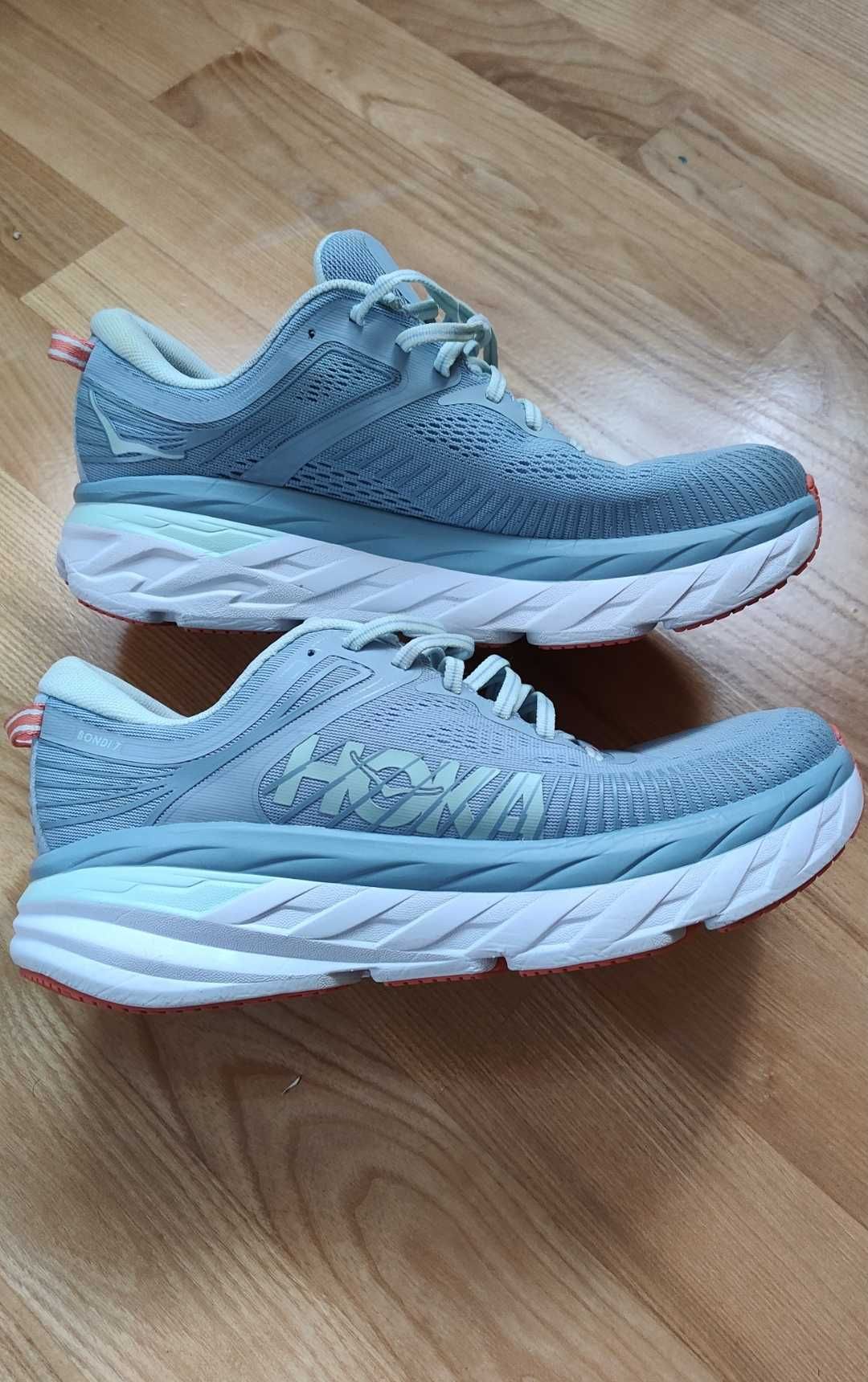 Кросівки Hoka Bondi 7 41,5 (26см)