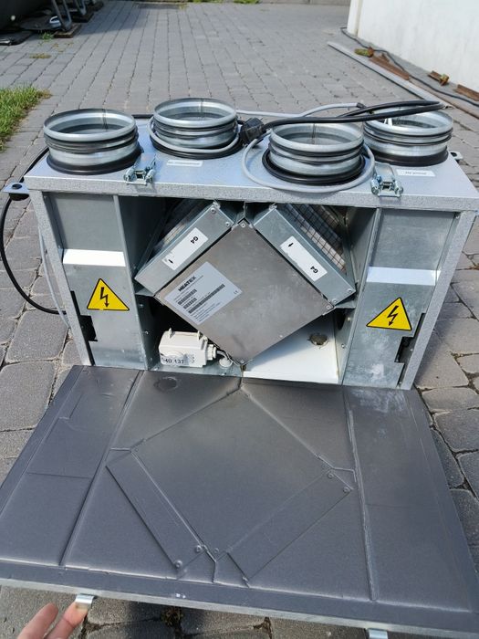 Рекуператор приточно-вытяжная установка ВУТ 300 В мини ЕС РС