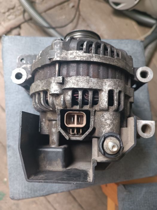 Генератор мазда 6gg