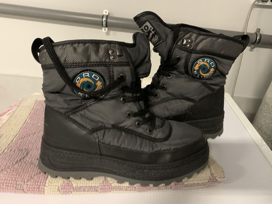 Продам чоловіче взуття в ідеальному стані