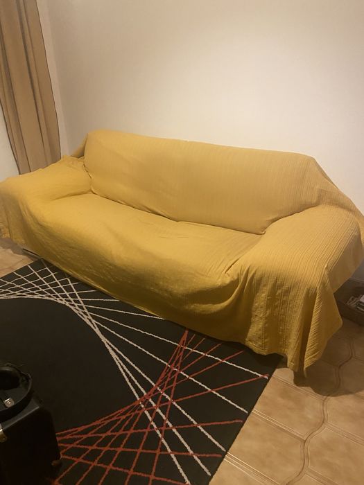 Sofá em pele 4 lugares