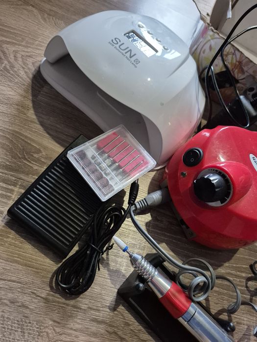 Фрезер та лампа 1950 грн