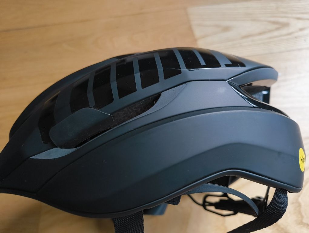 Lumos Ultra Fly Pro mips kask kolarski m