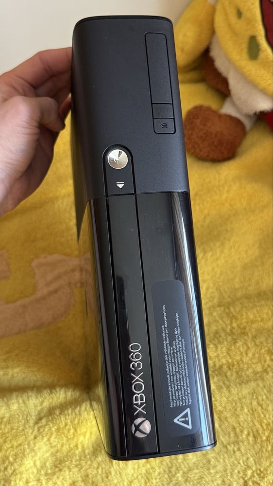 Xbox 360 E Console 500 gb 2014 рік, ігрова приставка
