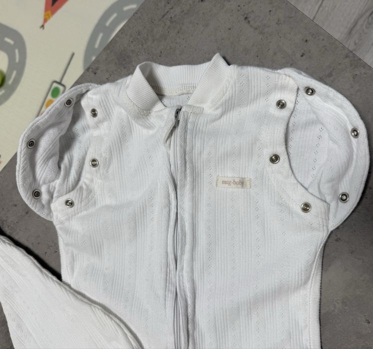 Зростаюча безрозмірна європелюшка кокон Mag baby