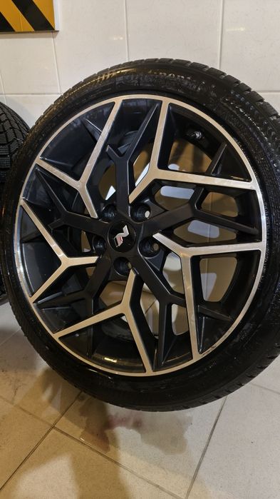 Koła 19  z oponami zimowymi do Hyundai N