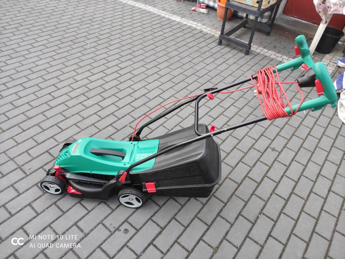 Kosiarka elektryczna Bosch Rotak 370 moc 1400W 37 cm Polecam