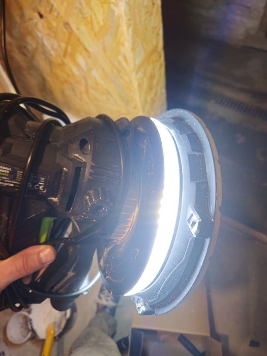 Szlifierka do Gipsu Gładzi Ścian 180 MM Taśma Led Mało używana