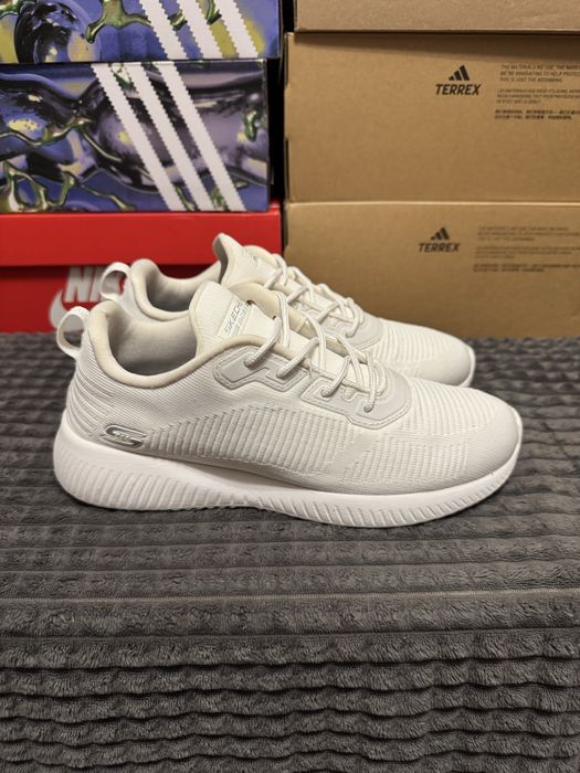 Жіночі кросівки Skechers BOBS 38,5(25см) оригінал