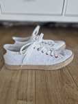 Białe haftowane espadryle trampki kwiatuszki złote r. 39 40 C&A nowe