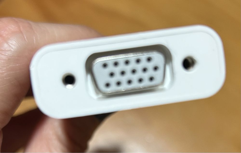 Adaptador Mini DisplayPort para VGA Apple