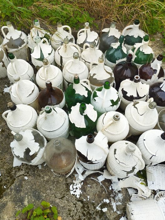 Vendo garrafões usados.