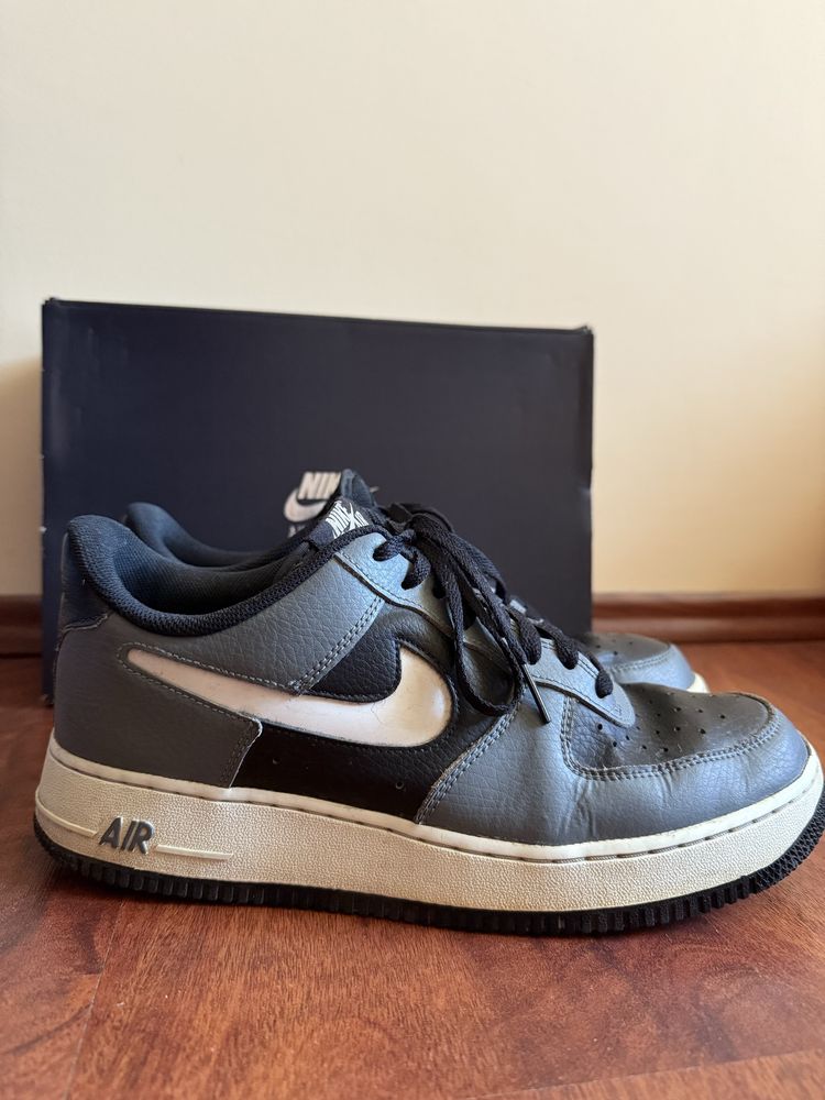 Nike Air Force 1 '07 LV8 r.43