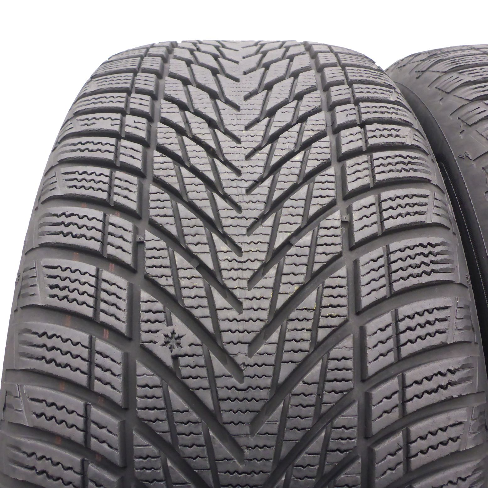 235/45/18 Goodyear 235/45R18 98V XL UltraGrip Perfor. Zima 2023 6,8-7m