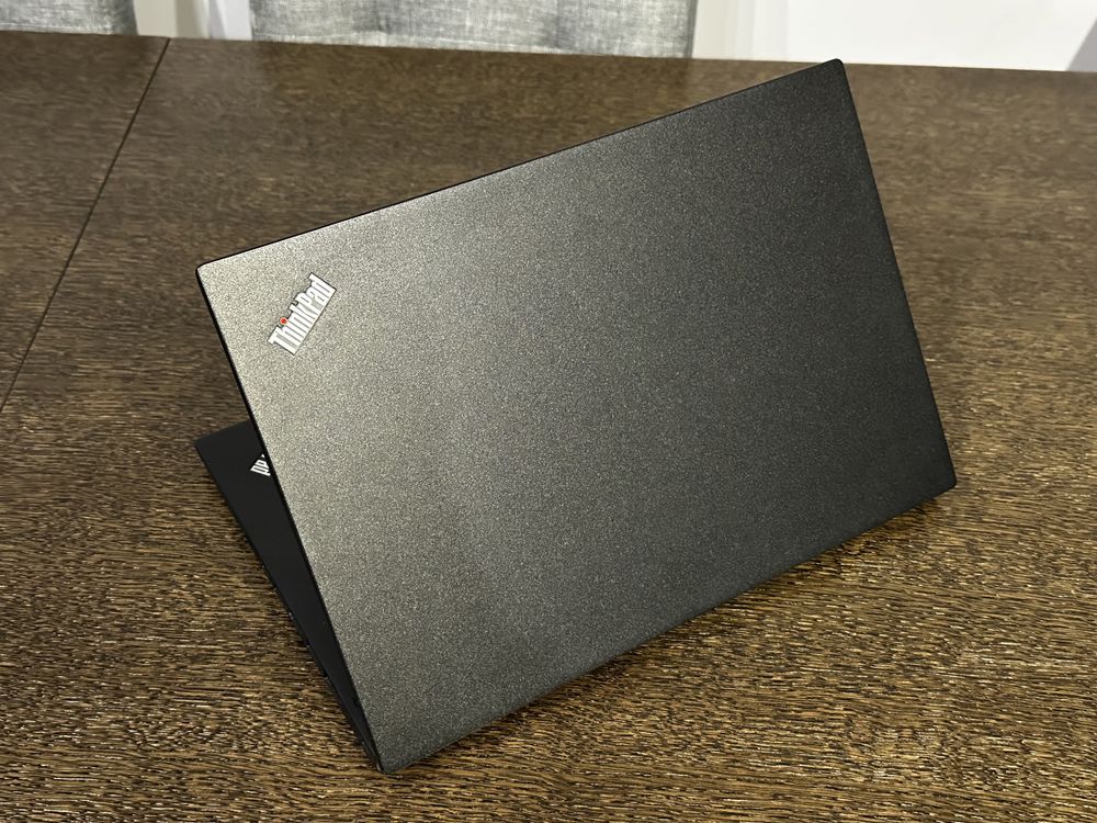 Nowa cena ! Lenovo ThinkPad T470s intel i7 FULLHD SSD Dużo pamieci