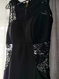 Czarna sukienka z koronką r.S