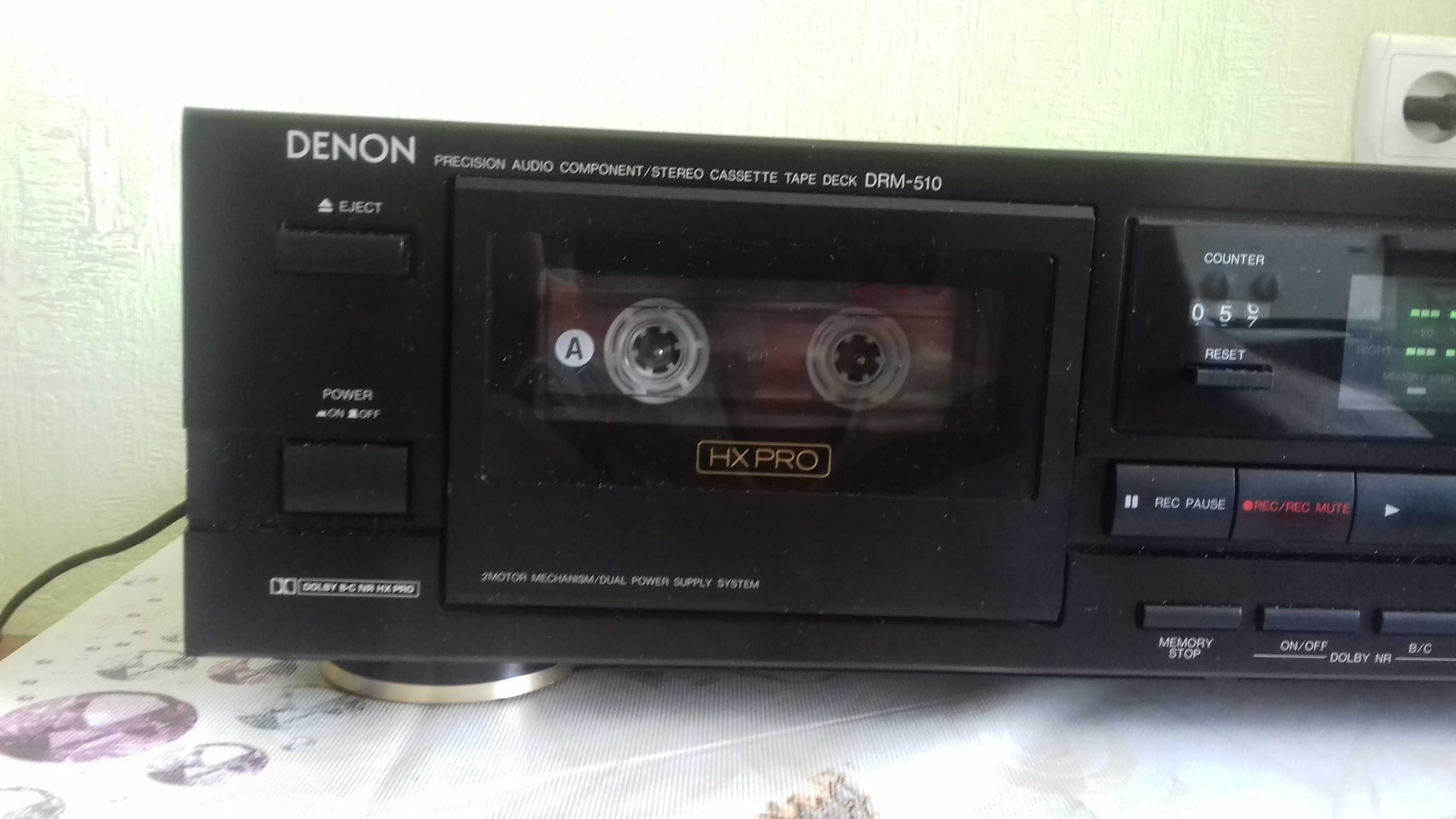 Дека DENON в идеальном состоянии.