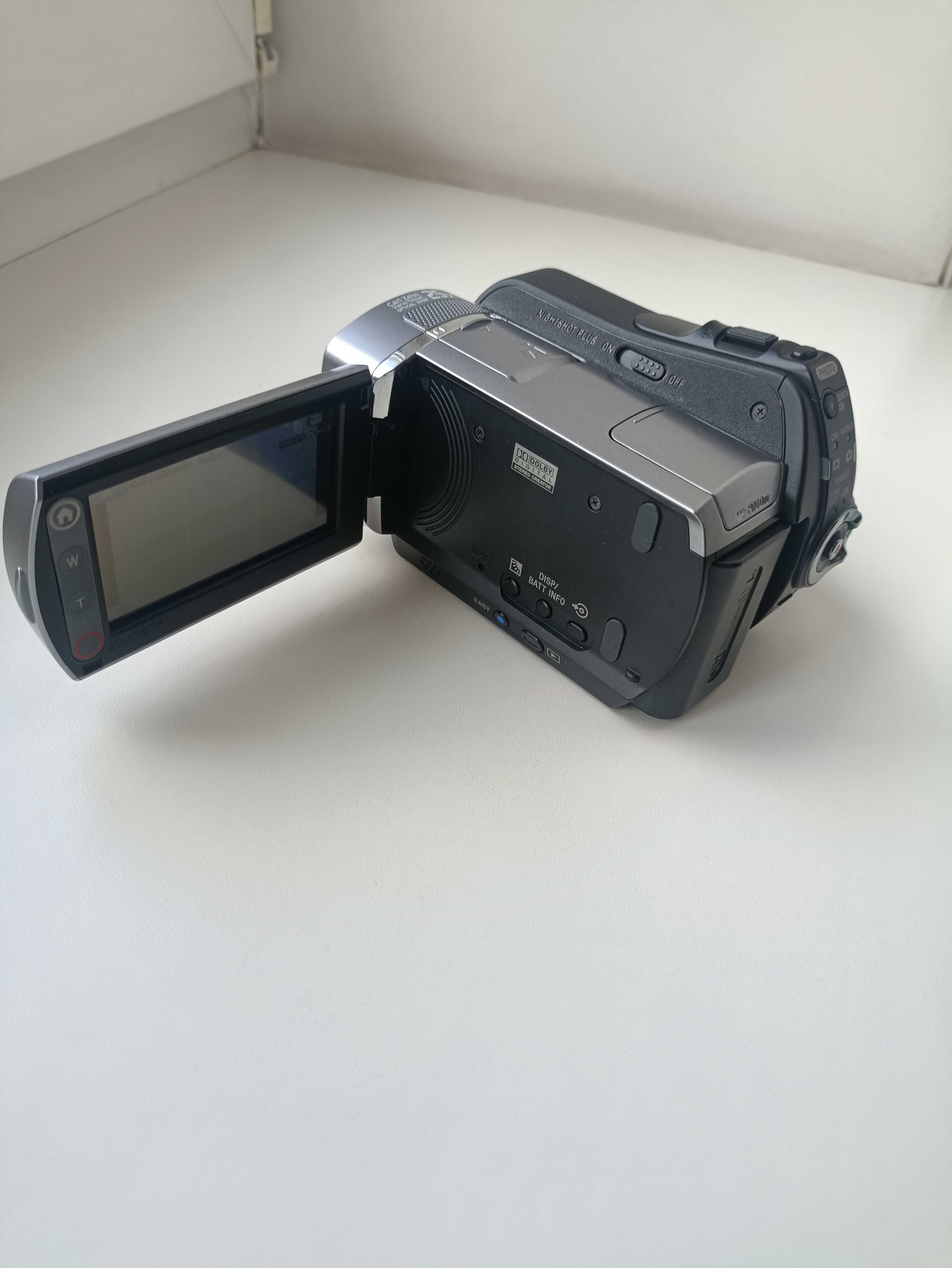 Видеокамера Sony DCR-SR65E 40 Gb hdd с оптическим зумом 25х камера
