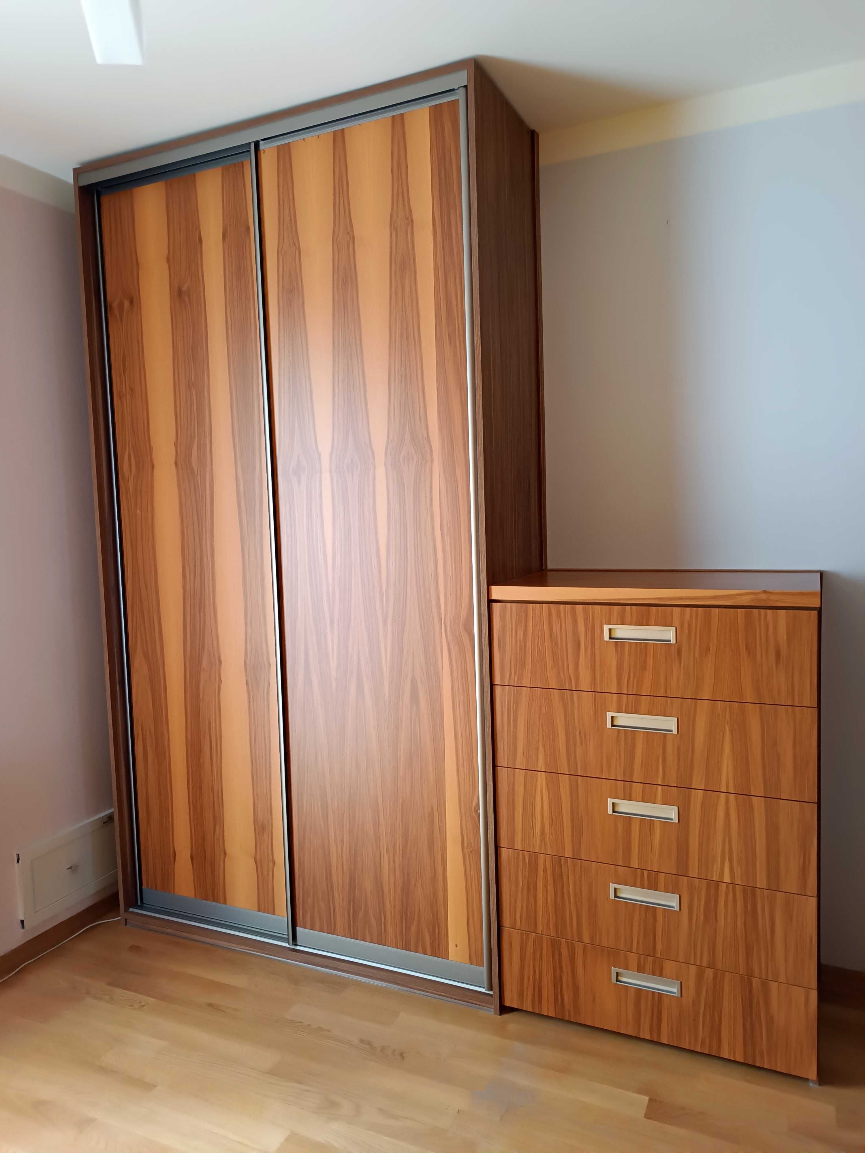 Malichy, 48m2 + 20m2 piwnicy + garaż + 3min do WKD, bezpośrednio