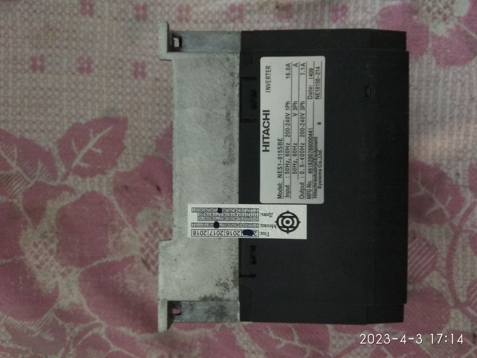 Частотний перетворювач Hitachi NES1-015SBE