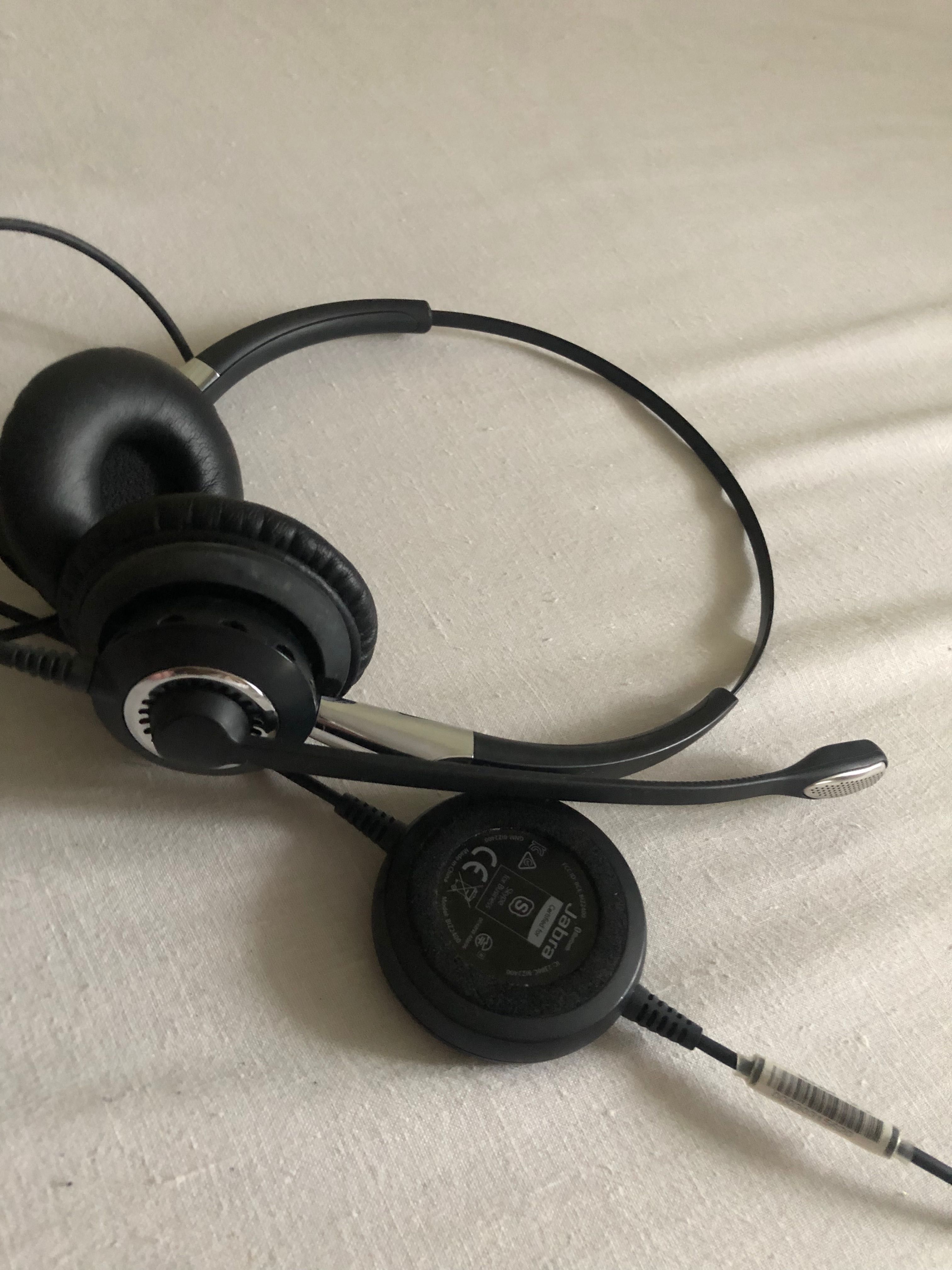 Jabra biz 2400 професійна гарнітура