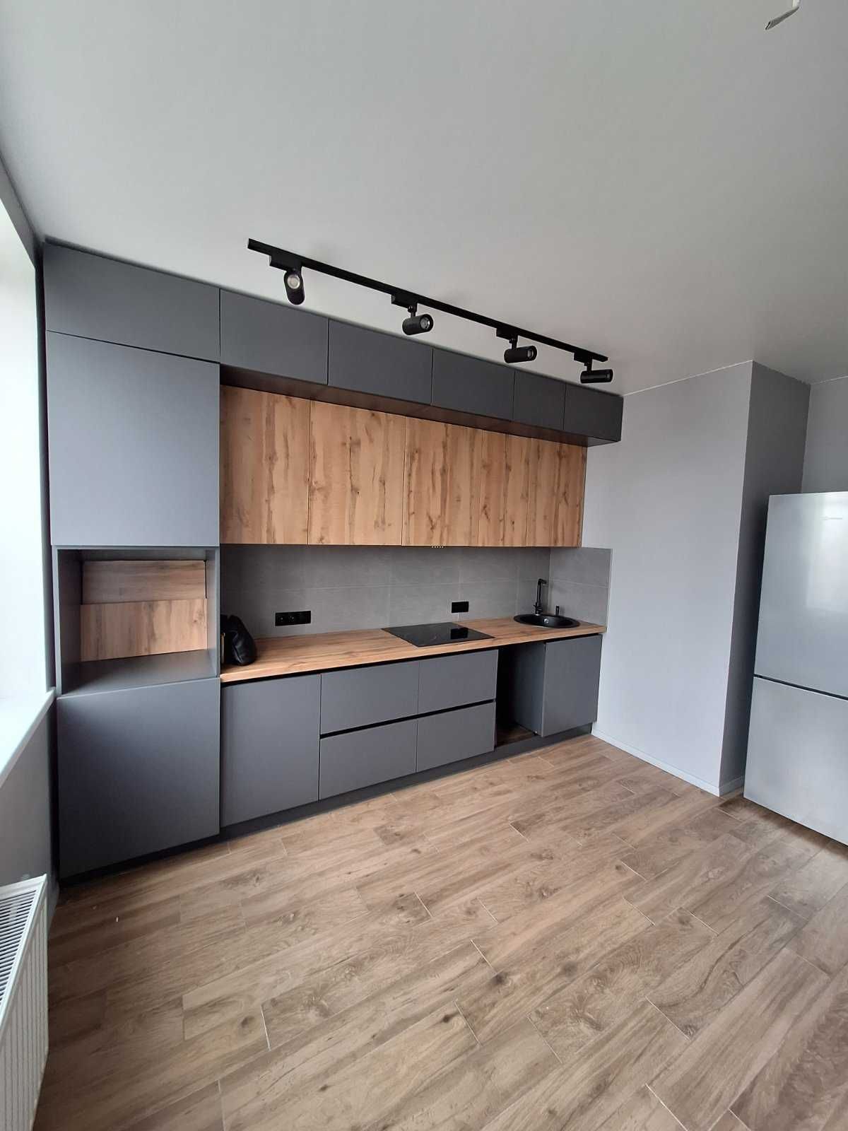 Продам 2 комнатную квартиру  Альтаир -3