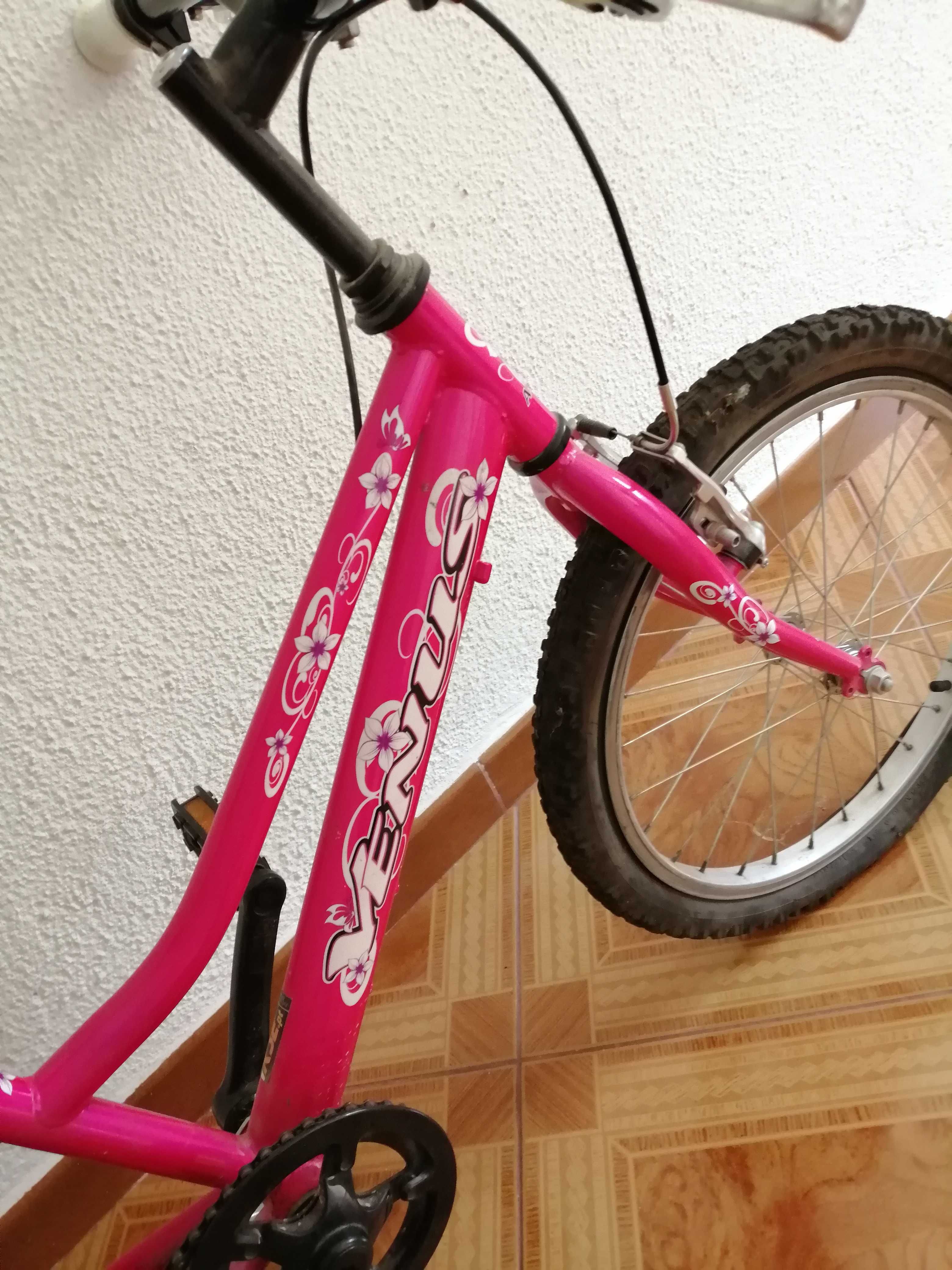 Bicicleta Menina