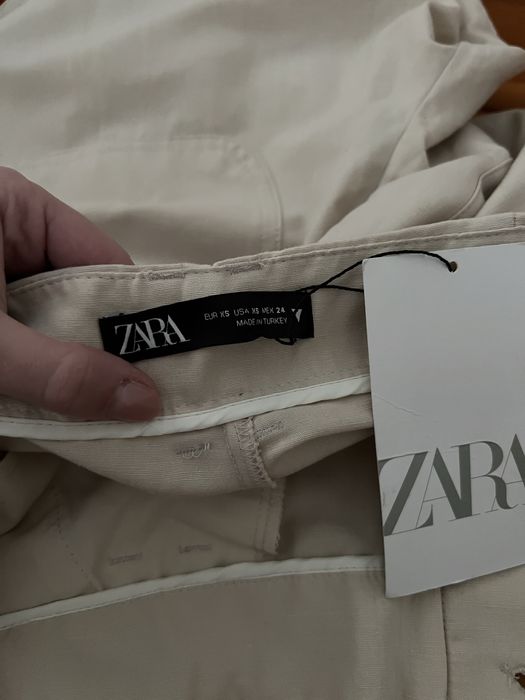 Штани від ZARA