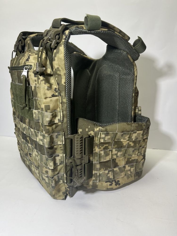 Плитоноска в 3-х кольрах, 4 скиди, кишені під балістику Cordura 1000D.