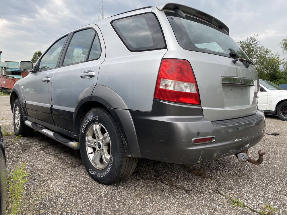 KIA Sorento I na CZĘŚCI 2.5 CRDI 140KM Diesel Srebrny Szary