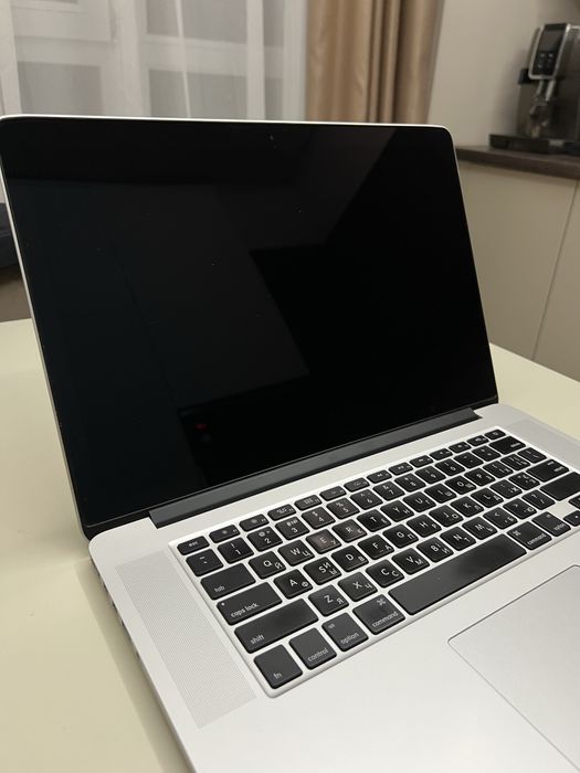 macbook pro 15 2015
