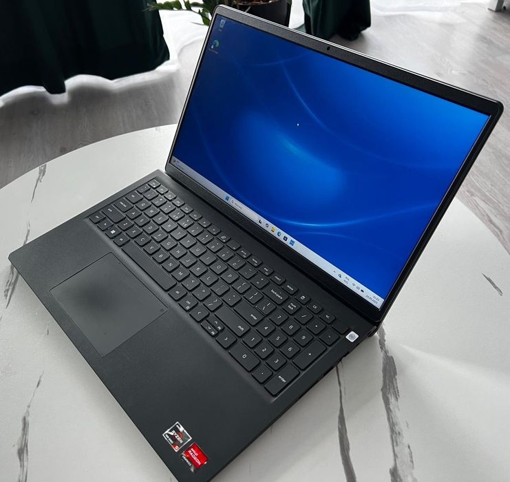 Mocny laptop Dell , Ryzen 5 7530u, 16GB RAM, 512 SSD, W11 Pro