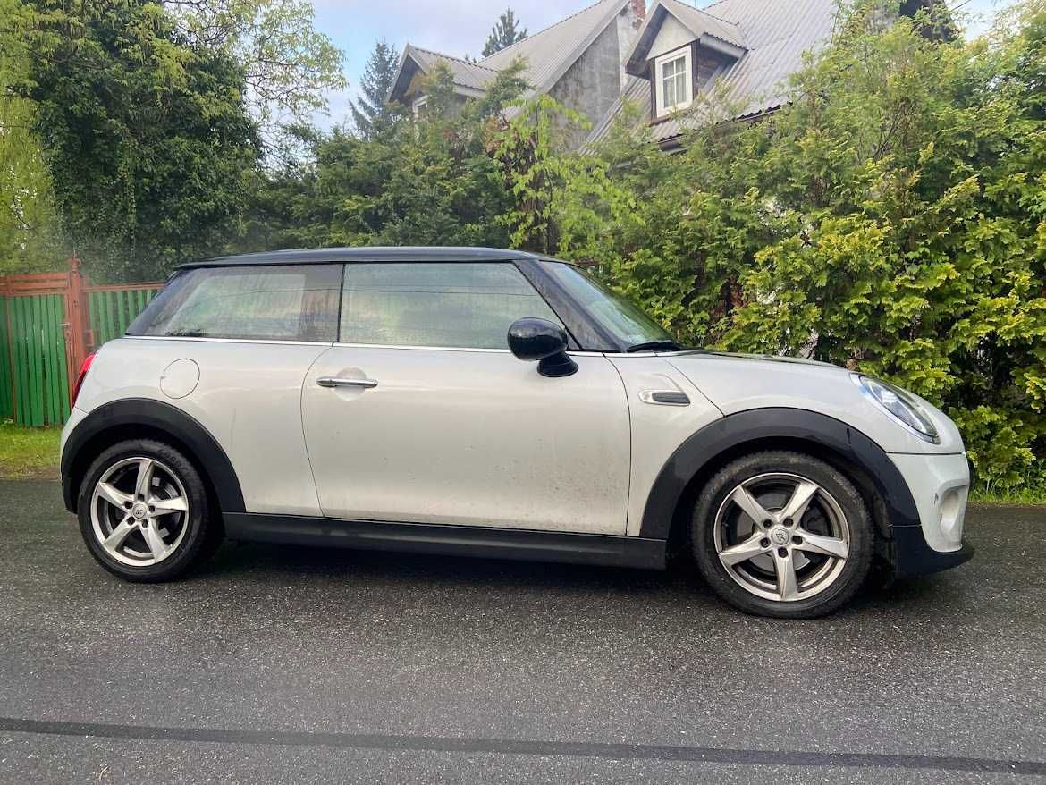 MINI COOPER rocznik 2018