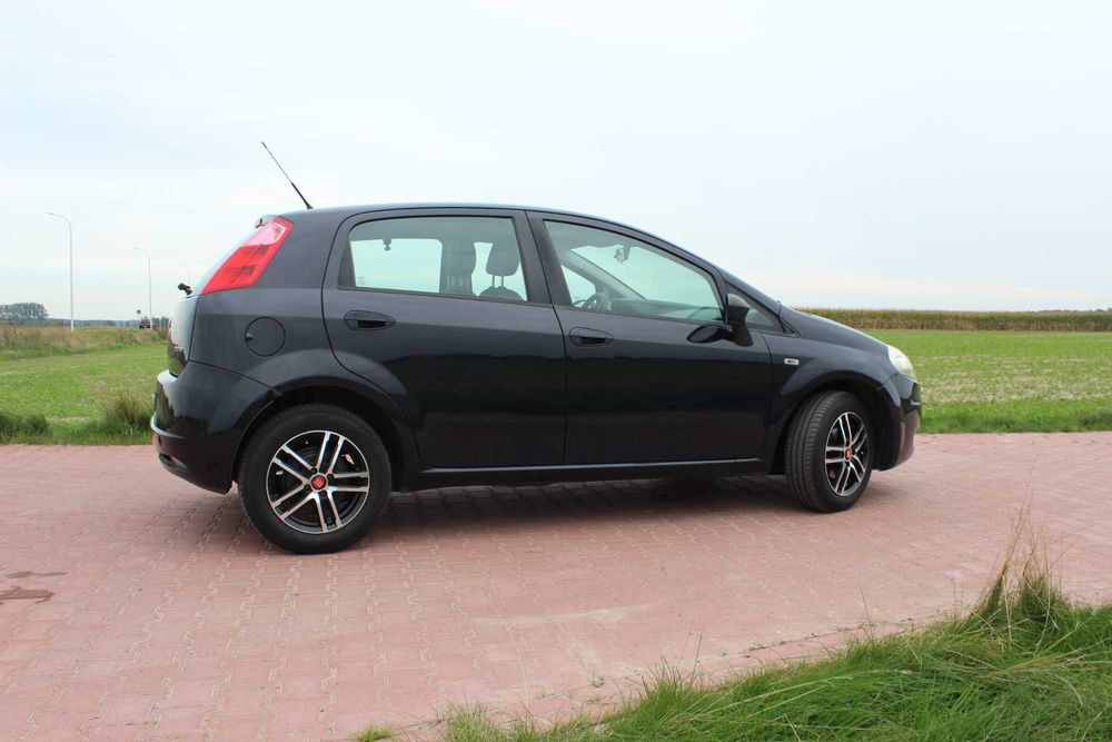 Fiat Grande Punto Benzyna 1.4 8V Automat 2009 Klimatyzacja WLKP