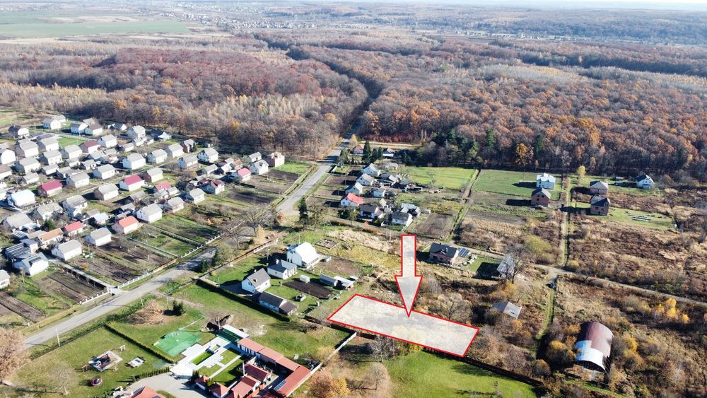 Земельна ділянка в Підгірцях (Стрийський р-н) за вигідною ціною!