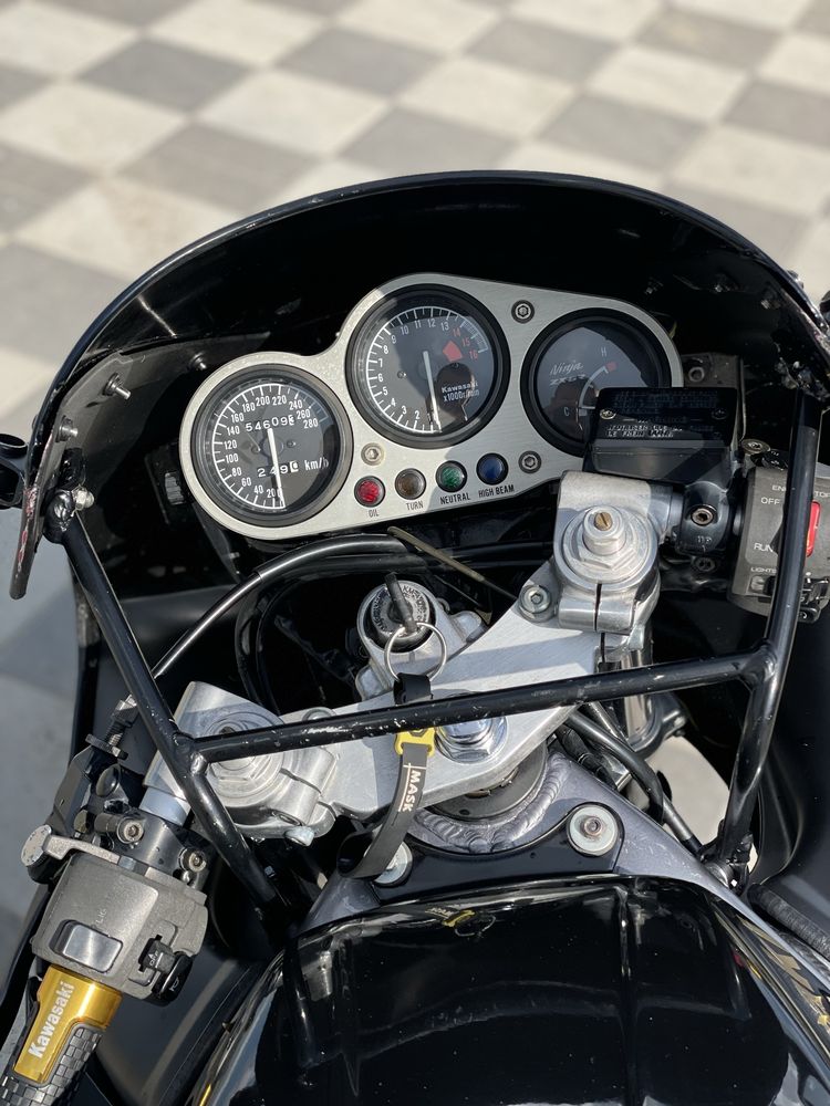Продам Kawasaka Ninja zx6r