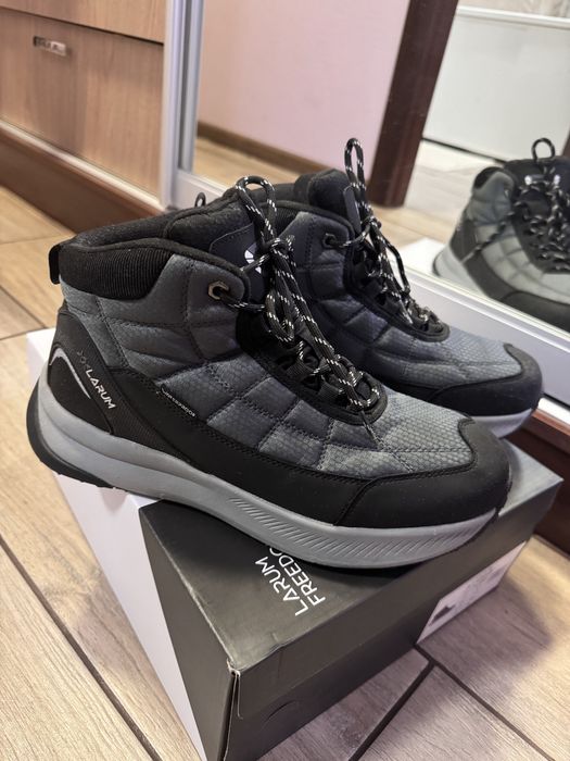 Ботінки черевики зимові 41,5 розм. XXLarum waterproof