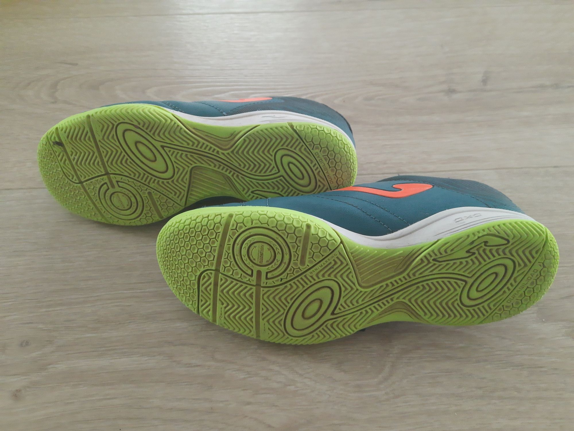 Sprzedam buty halowe Joma rozmiar 32,5