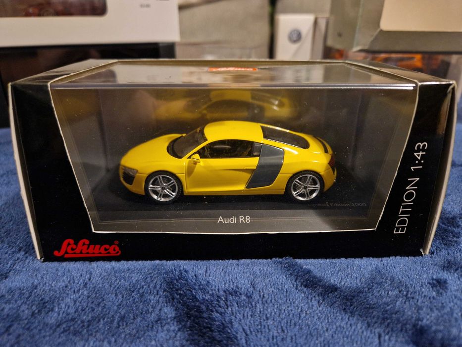 Audi r8 1:43 schuco
