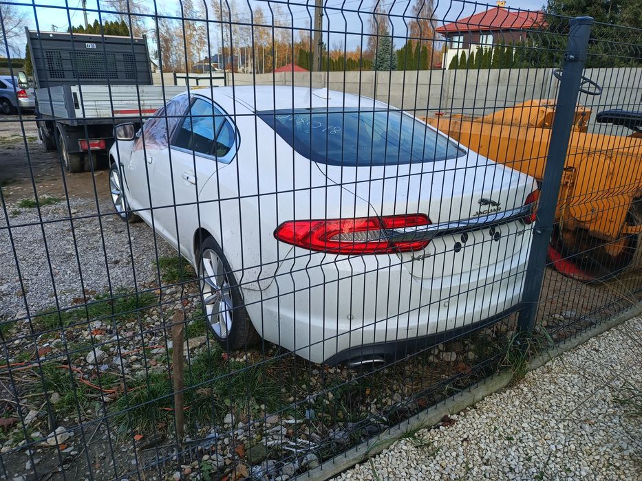 Jaguar xf3.0 automat